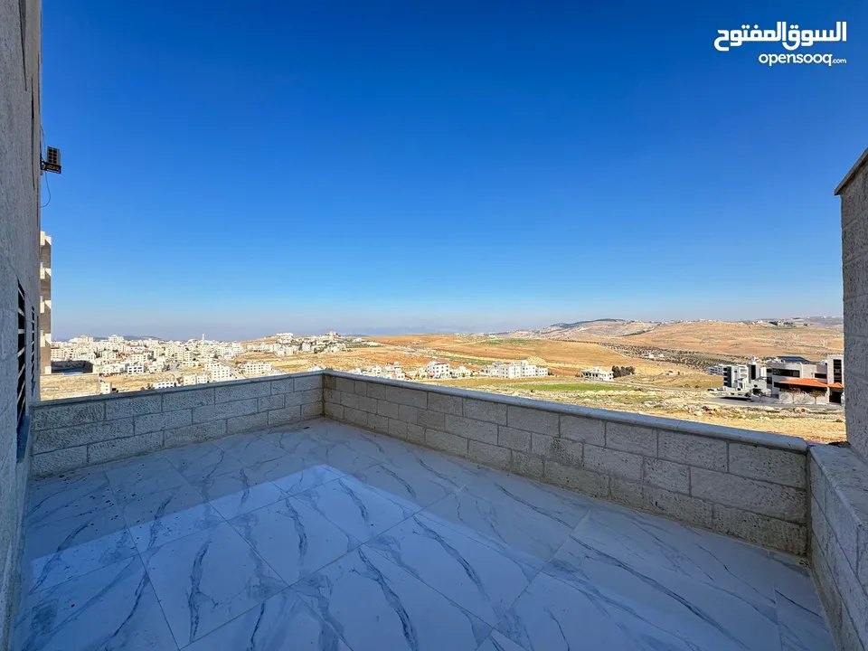 شقة  فاخره للبيع في ابو نصير بسعر مميز تشطيب ديلوكس بالقرب من الكليه البحريه