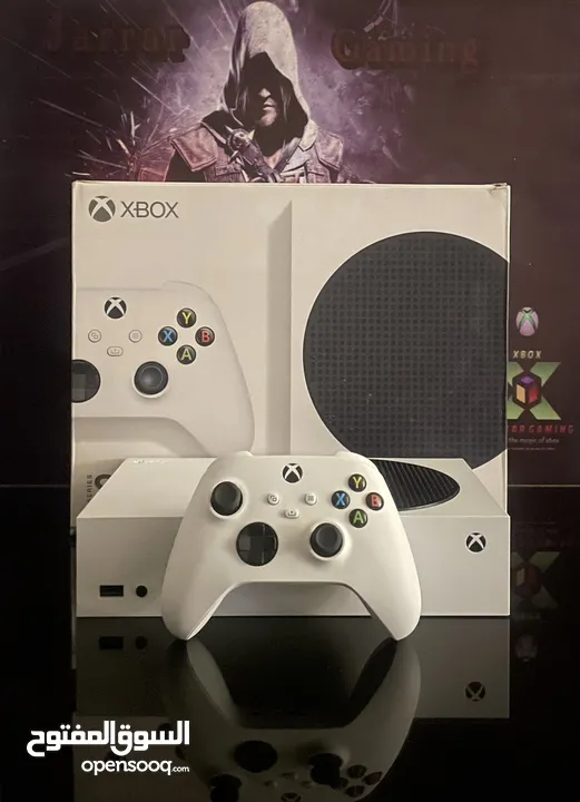 Xbox series s  بحاله الوكاله مع اشراك قيم باس 4 أشهر ونص