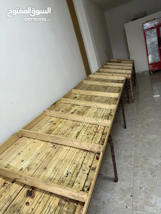 ستاندات وثلاجة محل خضار للبيع