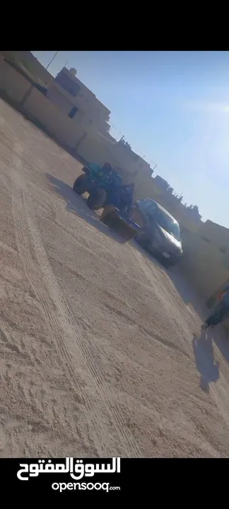 جرافه للأجار جرافه اكبيره +صغيره+قلابات مداحل
