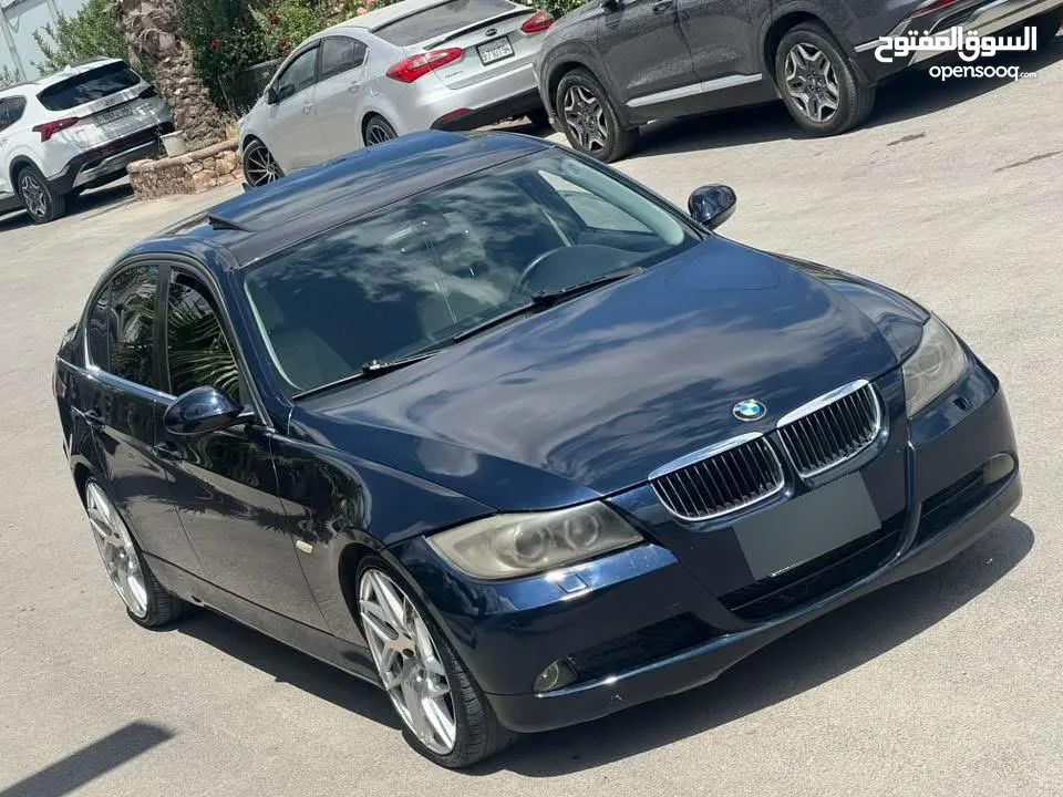 BMW E90 325i
