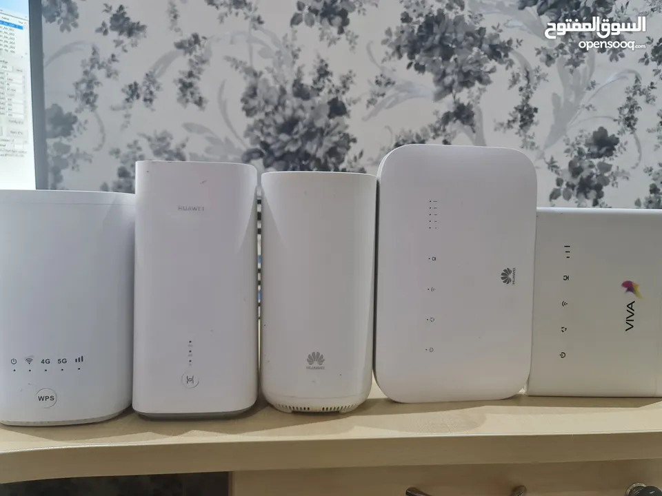 Unlocked 4G 4G + 5G routers