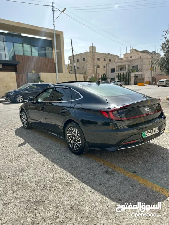 توصيل الى سوريا ولبنان والشام باحدث السيارات والباصات استقبال من المطار والمعابر الحدودية خدمه آمنه
