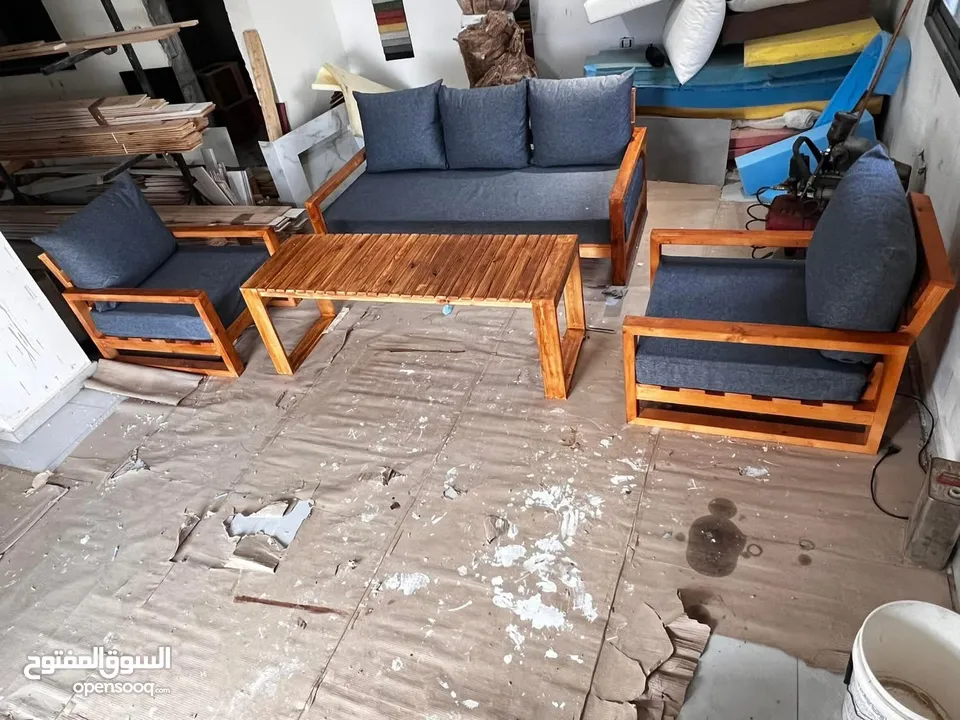 مقاعد خشبية للحدائق طاولات خشبية بروجيلات خشبية بأفخم تصميم مراجيح خشبية