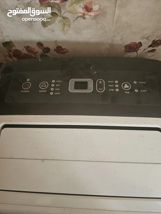مكيف بارد ساخن ماركة Hisense نستعمل بحاله ممتازه