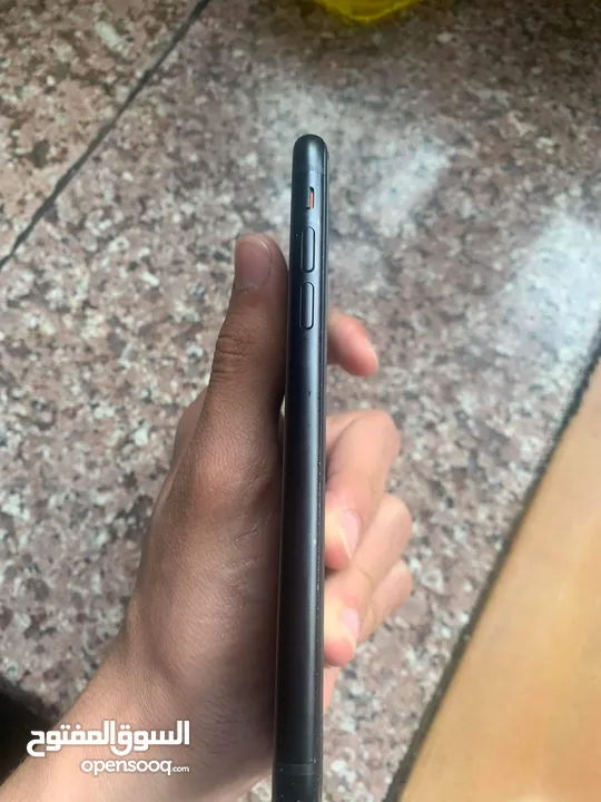ايفون xr   بحالة ممتازة
