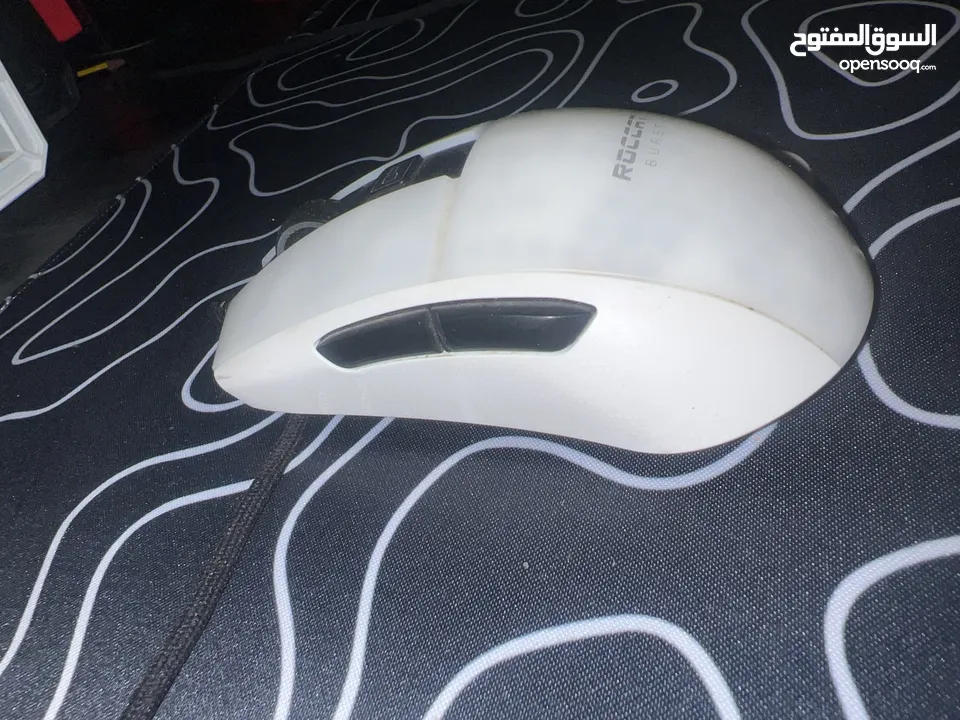 Roccat burst pro wired ( white )