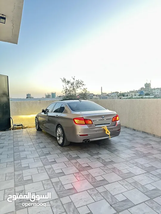 BMW 520 2013 كاملة الاضافات