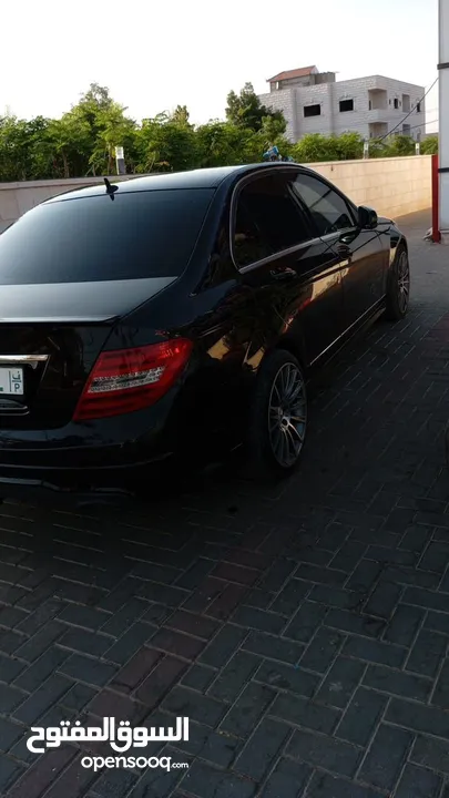 مرسيدس c200