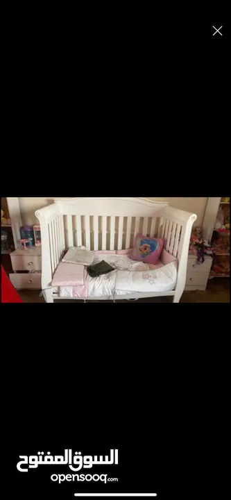 Kids bed and car seat