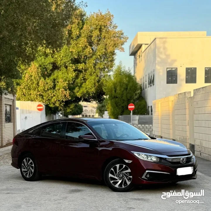 HONDA CIVIC 2019 - FULL OPTION - EXCELLENT CONDITION - URGENT SALE!