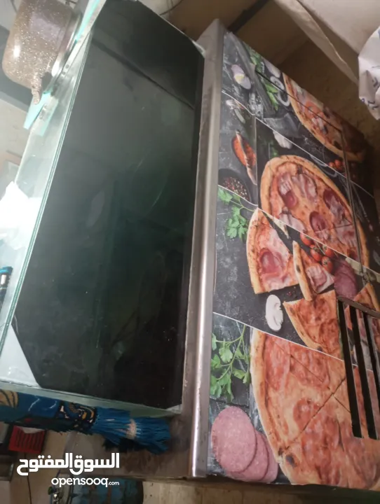 ثلاجة سلطات