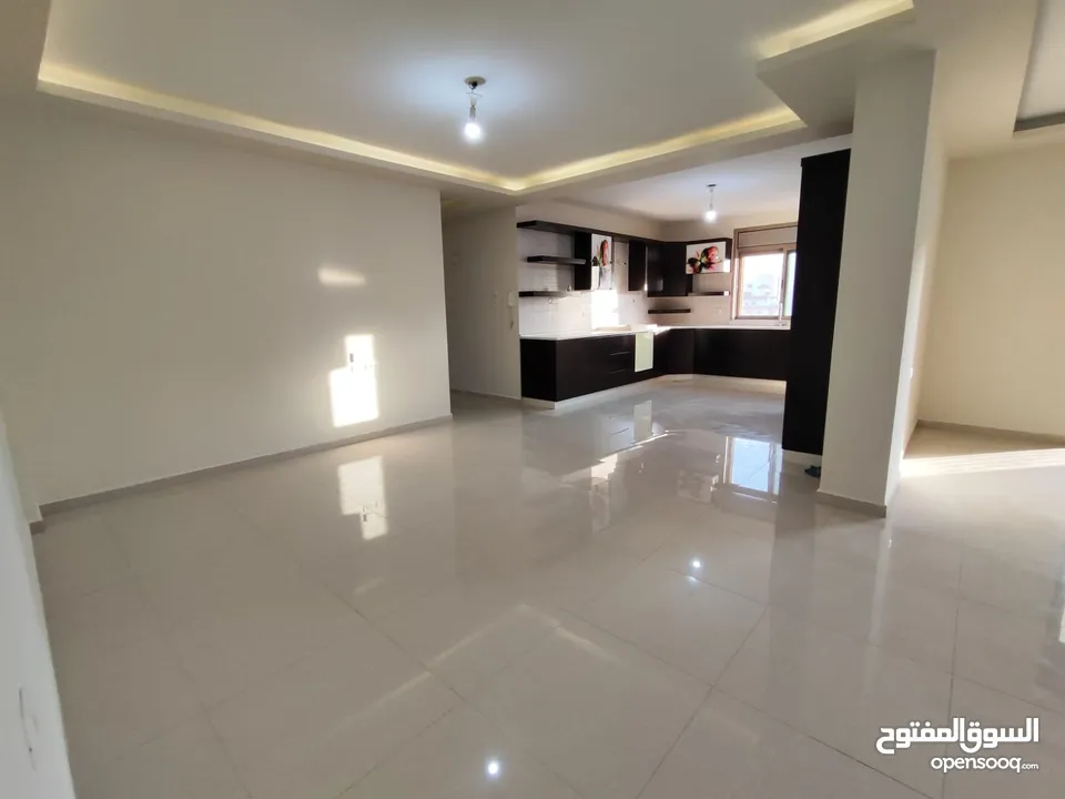 شقة غير مفروشة للإيجار – رام الله / الماصيون