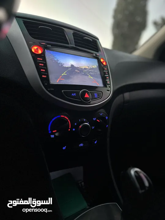 هيونداي اكسنت 2017 / سعر مميز وحررررق / فحص نخب/ لون مميز / فل اضافات بدون فتحة / ترخيص وتامين ساري