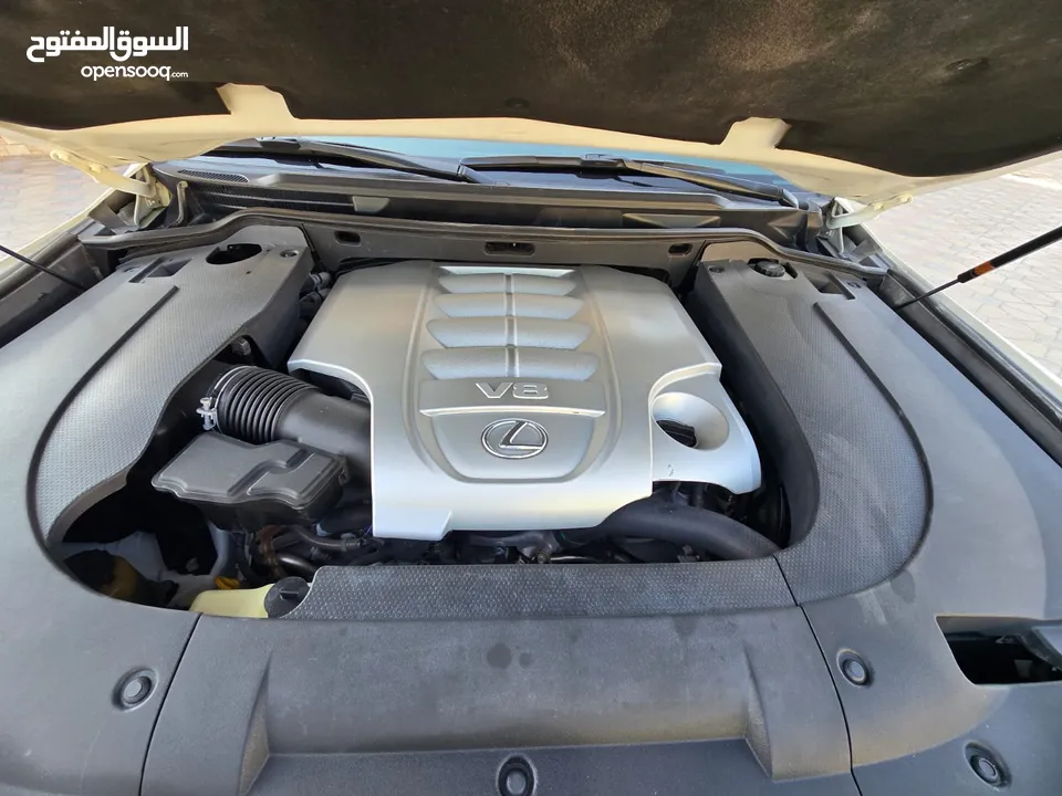 Lexus LX 570 GCC V8 2012 price 89,000 AED