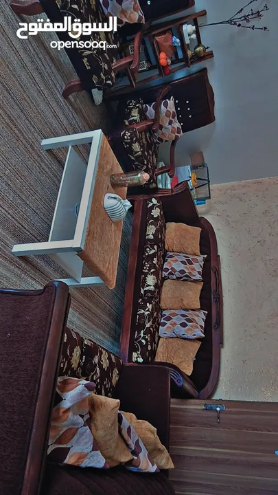 طقم كنب سبع مقاعد