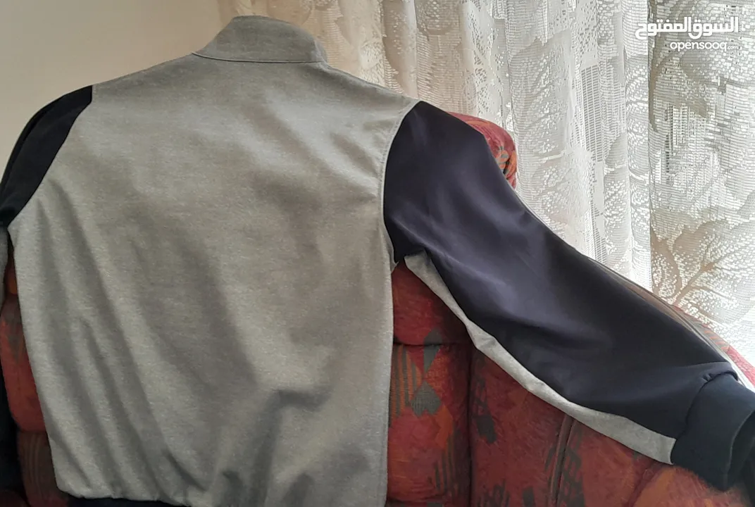بدلة رياضة اديداس (adidas)