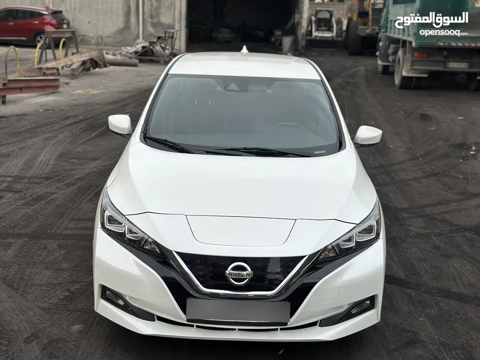 Nissan leaf sv I نيسان ليف sv