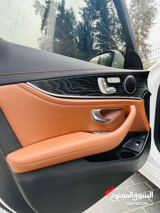 Mercedes-Benz E220