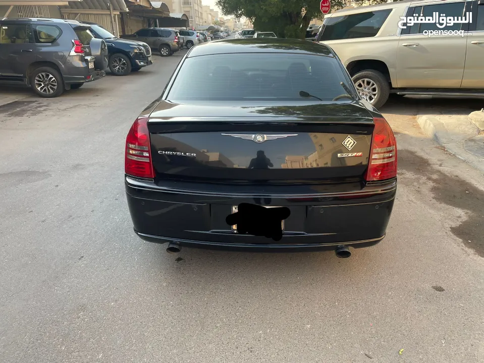 للبيع كرايزلر  SRT8 اصلي 2007