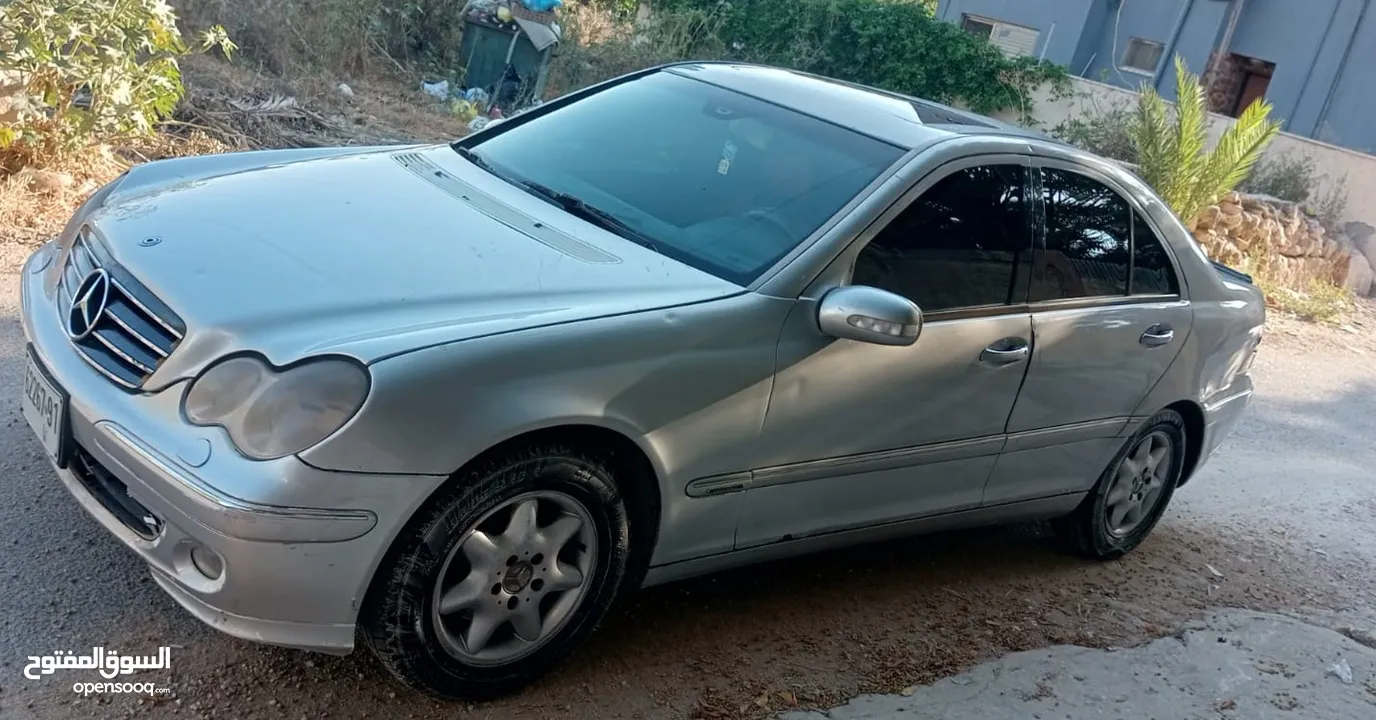مرسيدس بونز C220 2003