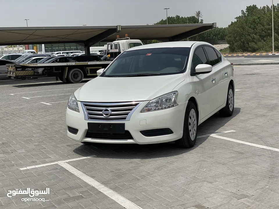 Nissan Sentra (2019)