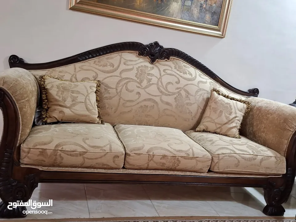 طقم كنب ضيوف مستعمل