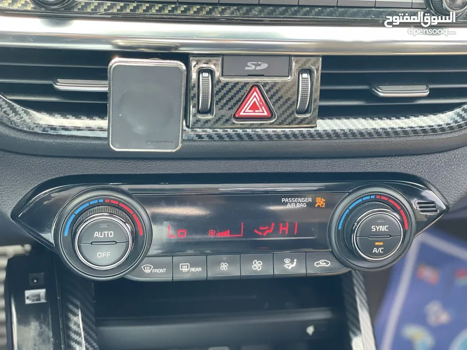 Kia K3  فل كامل 2019 مواصفات خاصة اعلى صنف من فئتها باسم مستورد ترخيص سنة كاملة رقم مميز