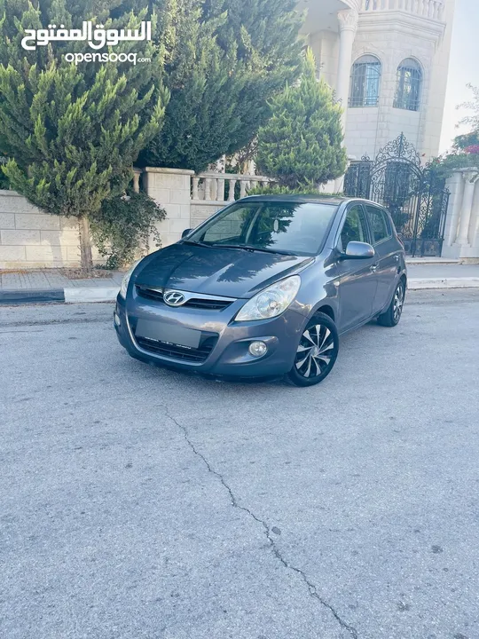 هيونداي i20