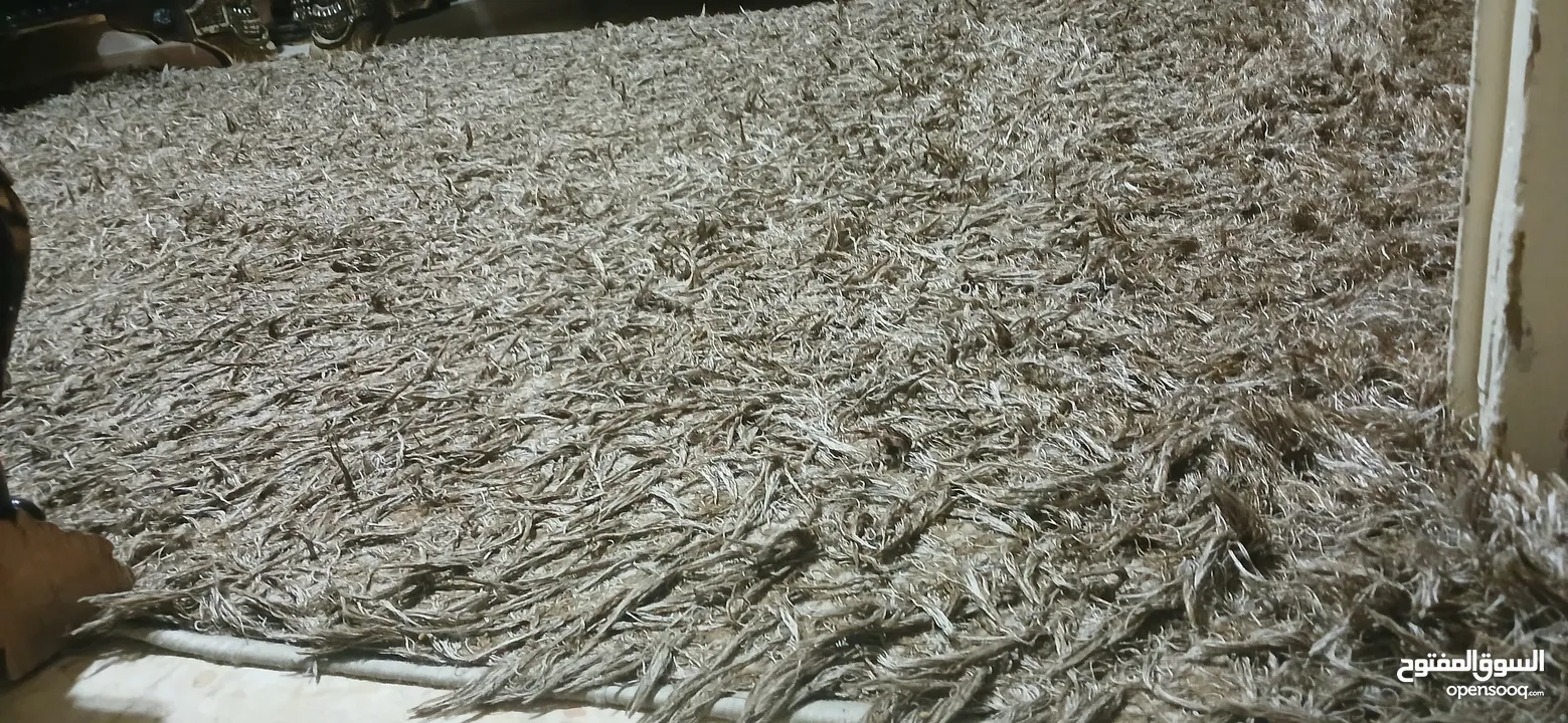 سجاد شاكي مستعمل بحاله جيده