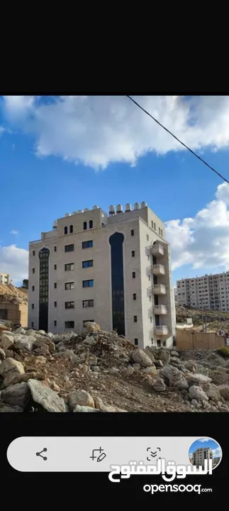 عماره كامله للبيع في منطقه بيرزيت  قريبه من الجامعه