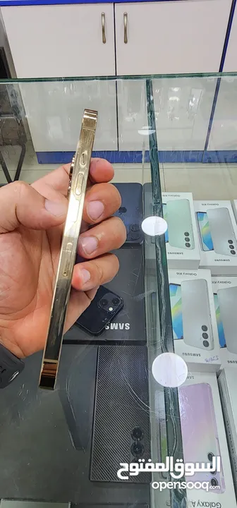 iPhone 13 pro 256 بحالة ممتازة بسعر مميز