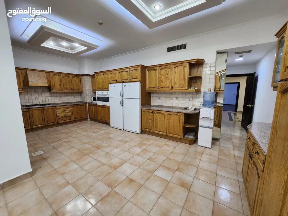 شقة شبة مفروشة للإيجار  ( Property 39542 )-175046910