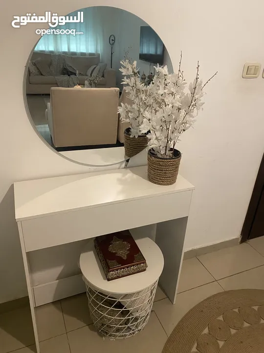 اغراض متنوعة للبيت واحذية