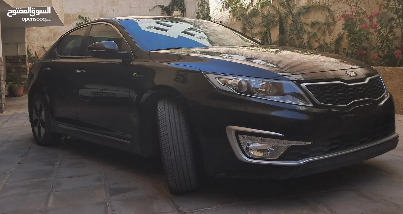 كيا مميز هايبرد وارد كوريا بحال الوكاله دهان الوكاله خاليه من الحوادث Kia K5 Hybrid 2014