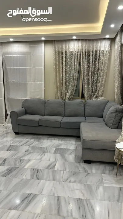 ‏Looking for a Flatmate – Apartment in AlSahel, Sweifieh