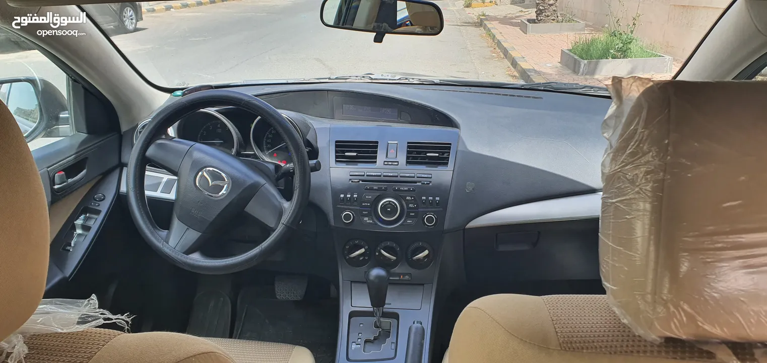 مازدا 3 موديل 2014 للبيع بحاله جيده جدا