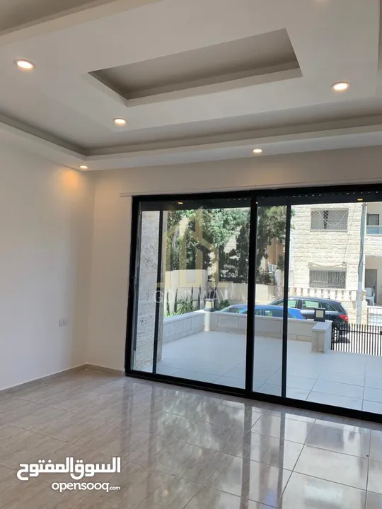 عمارة كاملة للبيع في أجمل مناطق الشميساني بالقرب من مستشفى التخصصي ومن المالك مباشرة/ ref 9494