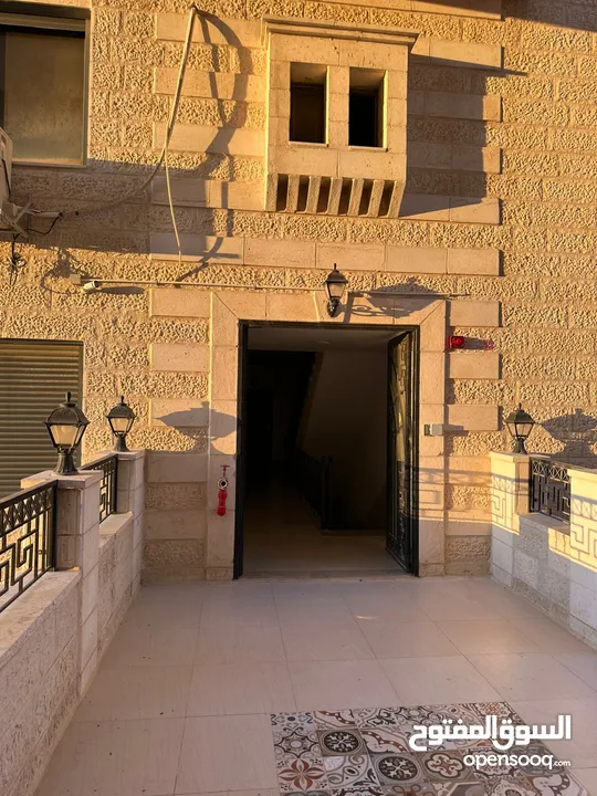 شقة جديدة كليًا للبيع – ضاحية الريحان  عمارة البيت الأندلسي 2