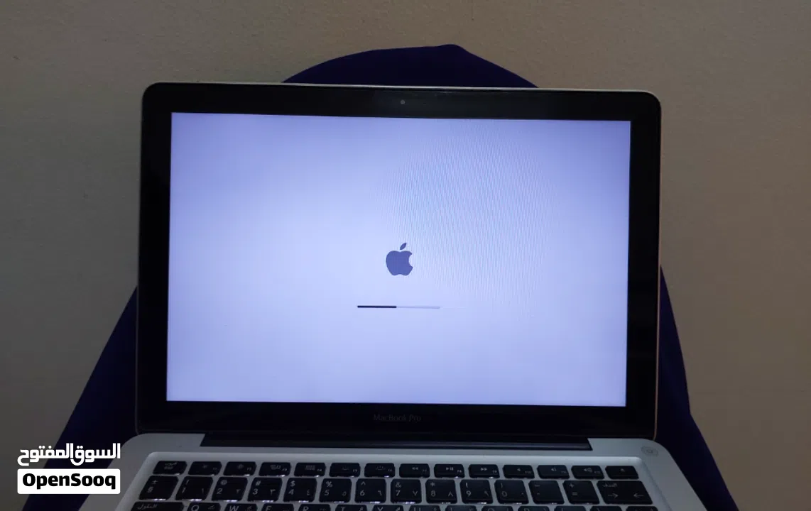 Apple – MacBook Pro – Silver – 13 inches