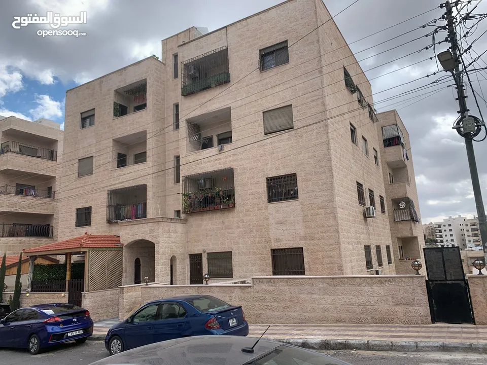 شقة جديدة مع حديقة بسعر مغري لم تسكن
