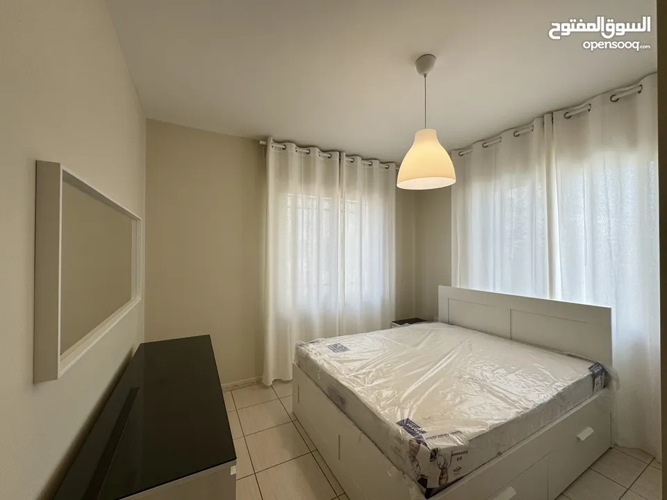 شقة 3 غرف نوم باطلالة رائعة في عبدون  ( Property 43136 )-175084200