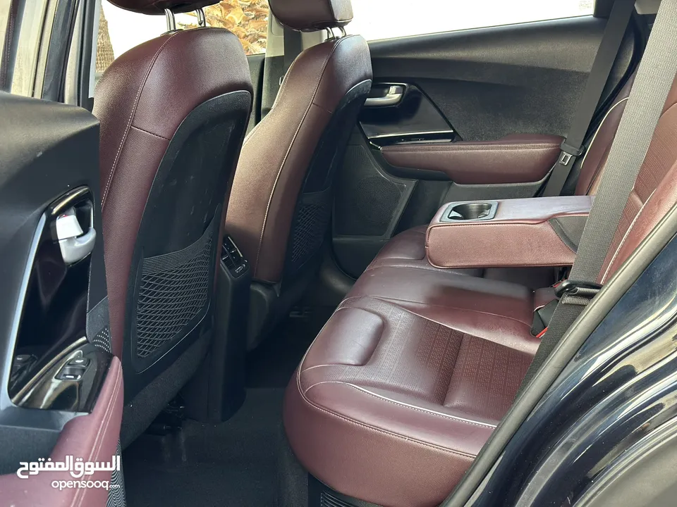 كيا نيرو هايبرد 2020 تورنج فل الفل كاش او اقساط غرفه مميزه لون خمري فتحه