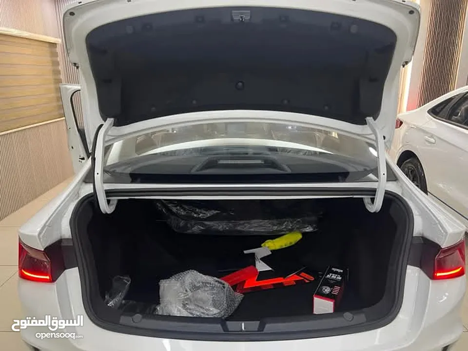 جمرك اليوم بسعر مغري جداً عداد زيرو BYD E3