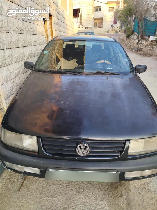 سيارة باسات بحالة جيدة