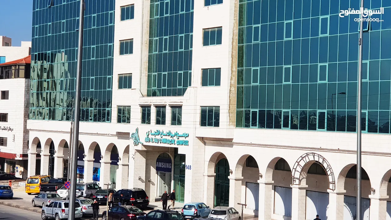 مكتب مفروش للإيجار اصدار رخصة مهن خلال يومين