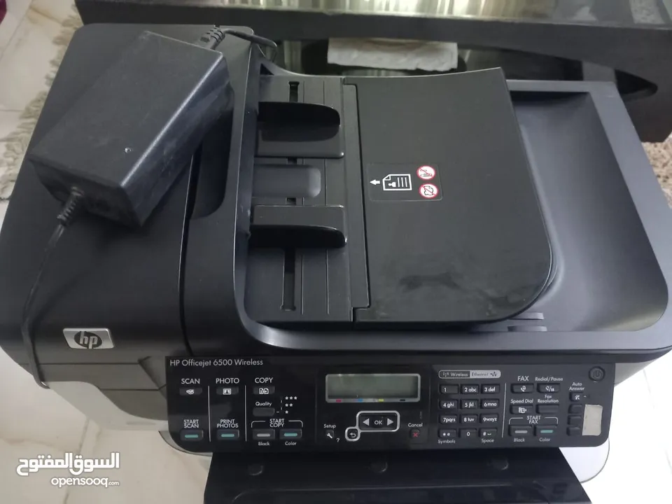 طابعه hpمستعمله مع سكنر  تحتاج إلى أحبار وصيانه وشغاله 100%