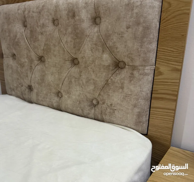 غرفة نوم كامله للبيع بسعر مغري جدا