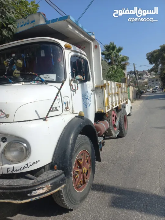 للبيع شاحنة مرسيدس كلاسيك