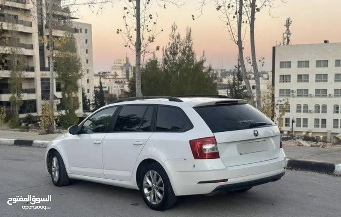 سكوده اوكتافيا استيشن 2018